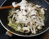 Foto del paso 2 de la receta Revuelto de champiñón