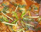 A picture of step 5 of Red chicken curry/gravy.