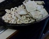 A picture of step 2 of Easy Cheesy Ravioli and Tortellini Bake.