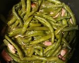 A picture of step 3 of Canadian Bacon and Green Beans.