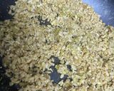 Foto del paso 3 de la receta: Arroz integral con espárragos verdes, huevo, sésamo y salsa de soja rápido y fácil