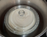 Foto del paso 7 de la receta: Flan de queso rápido en olla express