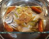 Foto langkah ke 5 dari resep Ikan kukus ala Tiochiu.