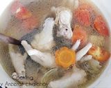 รูปขั้นตอนการทำที่ 4 ของ ต้มซุปไก่กับมันฝรั่ง