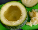 Foto del paso 1 de la receta: Calabacitas rellenas de quinoa a la marinara y salsa de cilantro