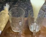 डालगोना कॉफ़ी (Dalgona coffee recipe in Hindi) रेसिपी चरण 2 फोटो