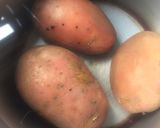 A picture of step 1 of Potato sandwich in sandwich maker.