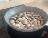 Foto del paso 1 de la receta: Trofie con langostinos y salmón