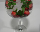 Foto del paso 5 de la receta: Gin tonic afrodisiaco