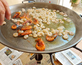 Foto del paso 4 de la receta: Fideuà con gambas y sepia🦐