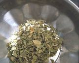 A picture of step 4 of Chicken methi wala.