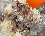 Foto langkah ke 2 dari resep Cheesy toast onions.