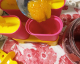 Foto del paso 2 de la receta: Palitos helados de yogurt griego y mermeladas