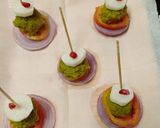 A picture of step 2 of Rice palak kabab.