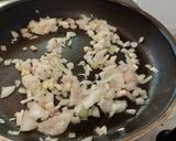 Une image de l'étape 2 de Coquilles St Jacques sauce teriyaki et nouilles soba au corail.