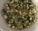 Foto del paso 1 de la receta: Salsa Boloñesa con calabacín, jamón serrano y aceitunas negras !!!!