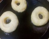 Foto langkah ke 9 dari resep Donat Empuk Seksi Montok 😅.
