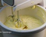Foto langkah ke 1 dari resep Marble Butter Cake Premium.