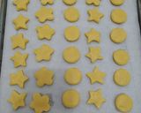 Foto langkah ke 5 dari resep Icing Sugar Cookies.