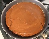 Une image de l'étape 9 de Gâteau chocolat fraises caramel.