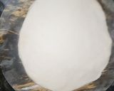 A picture of step 4 of Veg cheese pizza.