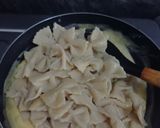 Foto langkah ke 3 dari resep Farfalle Saus Telur Asin.