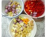 Foto langkah ke 1 dari resep Bumbu Dasar Putih, Merah dan Kuning.