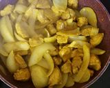 A picture of step 5 of Chicken Jalfrezi.