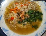 Foto langkah ke 6 dari resep Indomie Soto Hack Mirip Soto Asli.