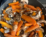Foto del paso 5 de la receta: Pollo a la pimienta-limón con espagueti al cilantro y guarnición