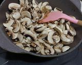 Foto langkah ke 7 dari resep Anabolic "Cheesy" Mushroom Pasta|High protein, low calorie.
