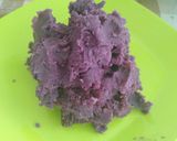 Foto langkah ke 1 dari resep Coklat lumer ubi ungu.