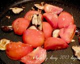 【料亭和露】蕃茄臭臭煲的食譜步驟5照片