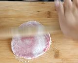 A picture of step 3 of Beetroot wheat tortilla wrap.