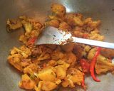 A picture of step 3 of Aloo Gobi Matar.