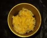 A picture of step 2 of Left over rice crispy stick.
