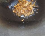 Foto langkah ke 2 dari resep Tumis kangkung tahu.