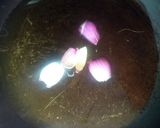 A picture of step 6 of Coconut gullisuwa.