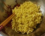 Foto langkah ke 3 dari resep Bibimmyeon Instant Noodle / Bibim Ramyeon.