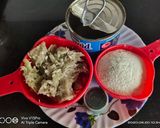 A picture of step 1 of दुधी हलवा.