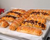 Foto langkah ke 5 dari resep Bolen pisang puff pastry simpel.