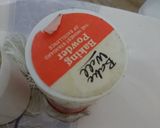 A picture of step 1 of Sweet bun called qatlama.