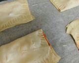 Foto del passaggio 3 della ricetta Fagottini di pomodoro e mozzarella