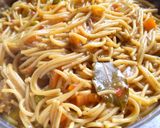 A picture of step 7 of Spaghetti jolop.