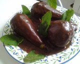 Foto del paso 6 de la receta: Peras en almíbar con chocolate y menta