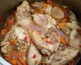 Foto del paso 1 de la receta: Pollo al jugo