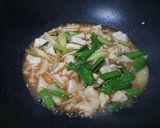 石班魚炒蒜苗的食譜步驟3照片