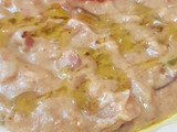 فول بالطماطم والطحينيه