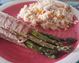 Foto del paso 2 de la receta: Espárragos envueltos en lomito de cerdo