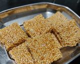 A picture of step 5 of Til chikki.